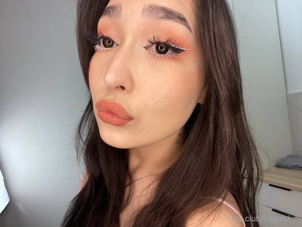 Alice Free Photos #5