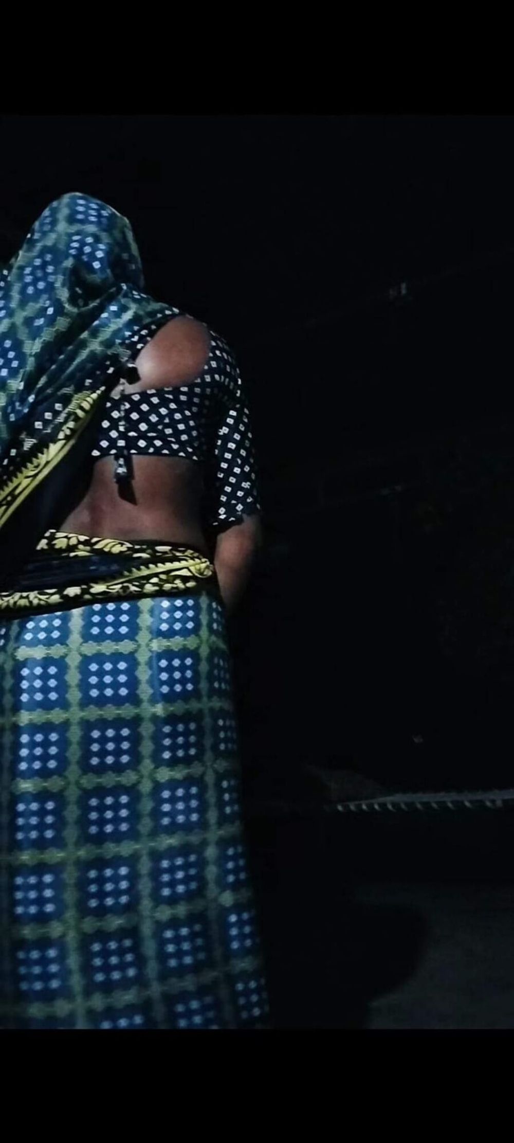 Wear saree in night #6