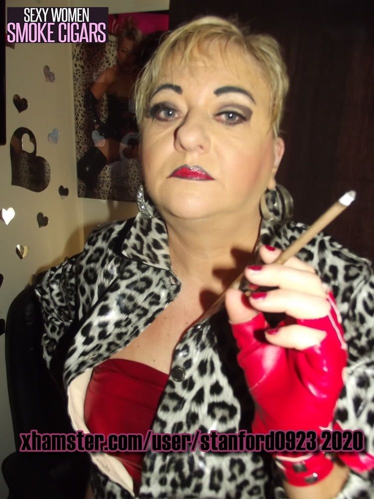 SEXY WOMAN SMOKE CIGARS #53