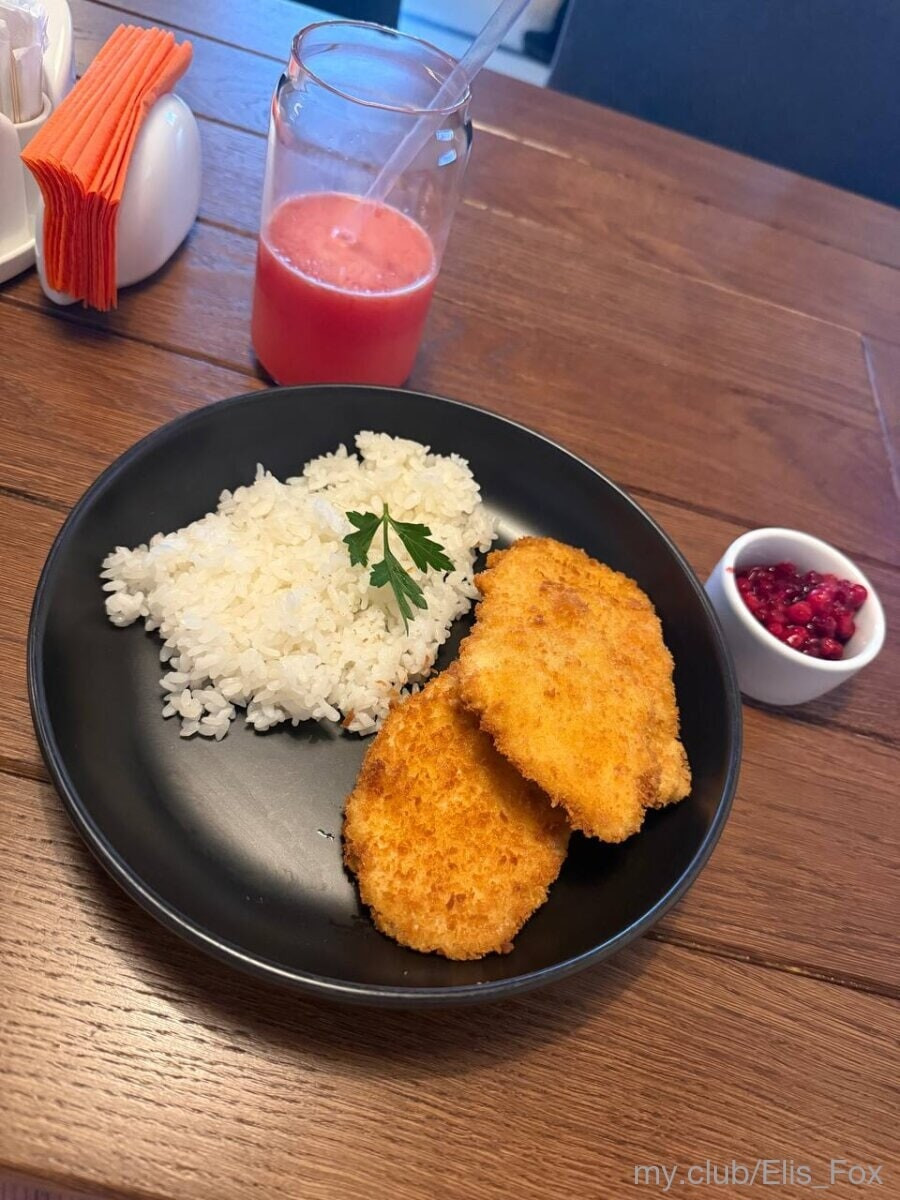 Alice Free Photos #25