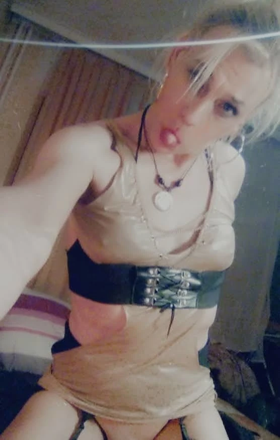 https://distintas.net/svenja 4