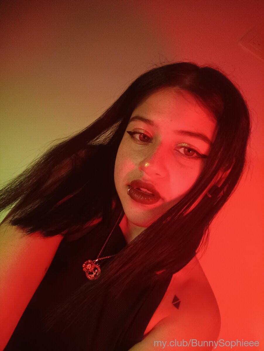 Free Sophie  Photos #2