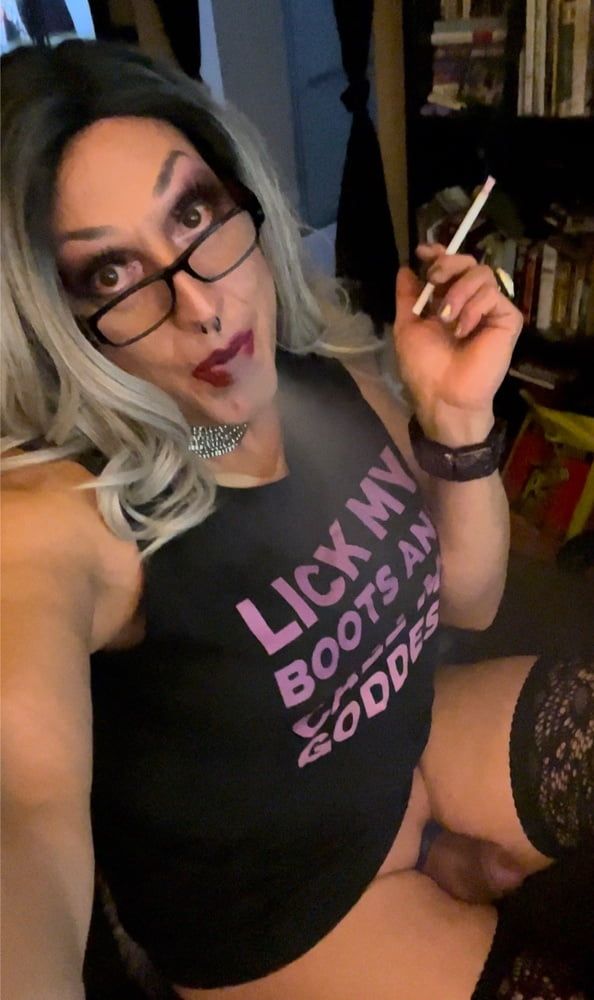 Smoking Fetish Bad Bitch Marilyn #19