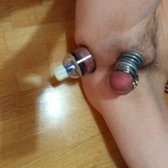 Sucking out my pussy