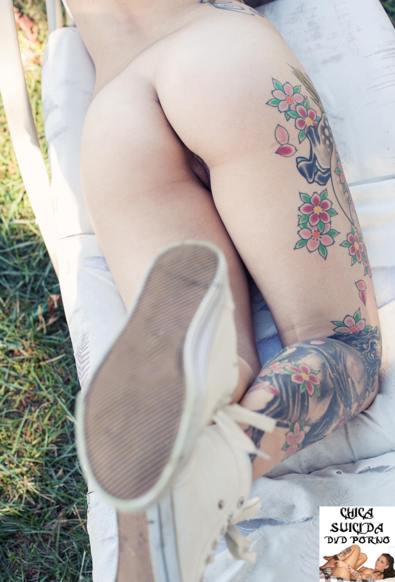 Cute tattooed latina Carrina nude in the garden #10