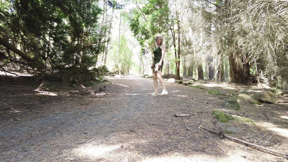 Crossdress walk forest trails #40