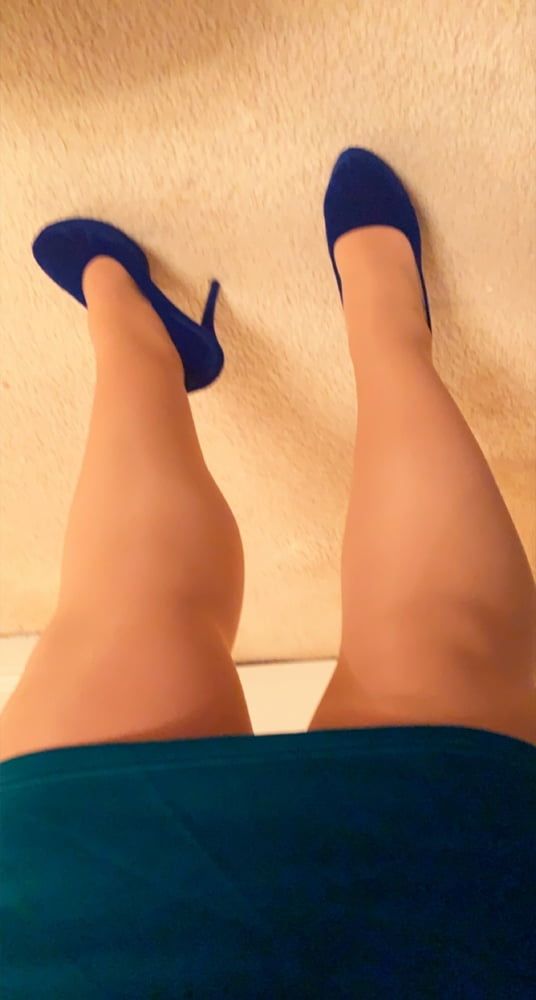 My fuck me heels.... love to be penetrated while wearing :) #4