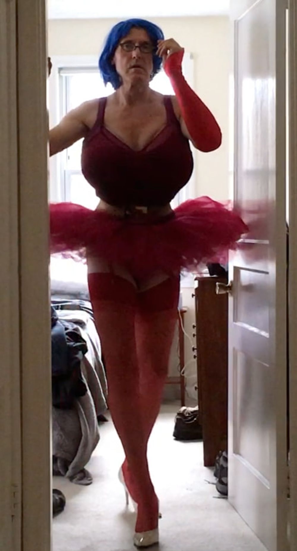 20190107 red tutu dressup