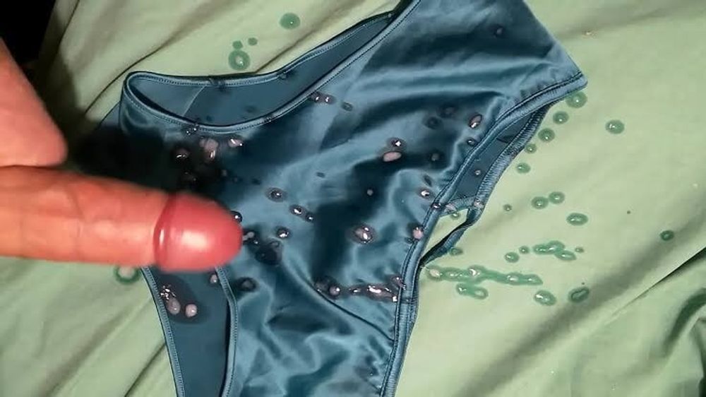 My hot mom panty cum