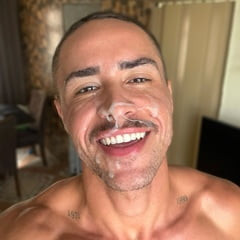CUMSHOT MY FACE
