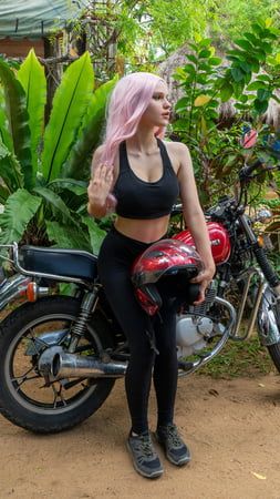 Moto sexy girl 