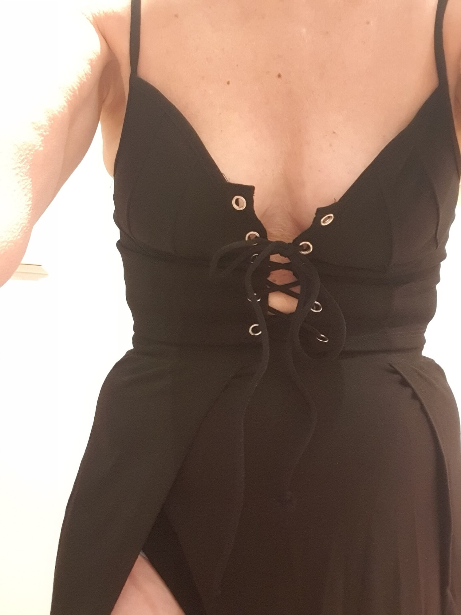 This pussy needs filling
