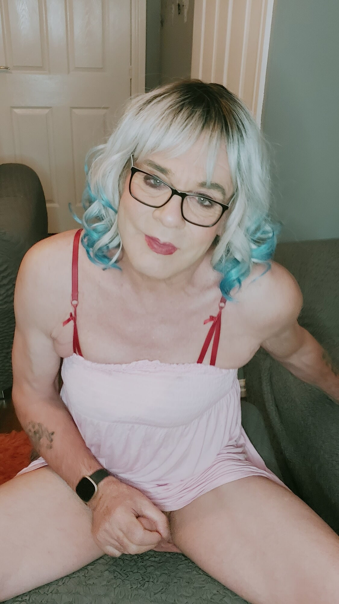 bisexual crossdresser Juniper Beri