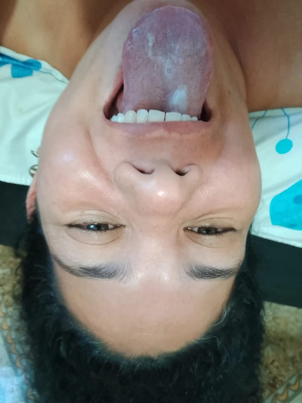 Bebiendo leche deliciosa