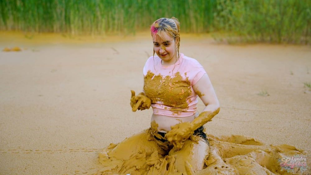Orgasm in lake of mud #15