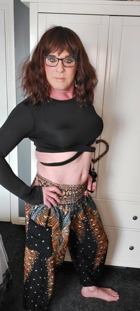 crossdressing juniper beri #13