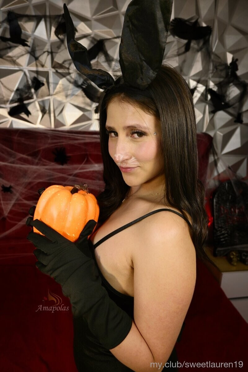 Lauren Free Photos #10