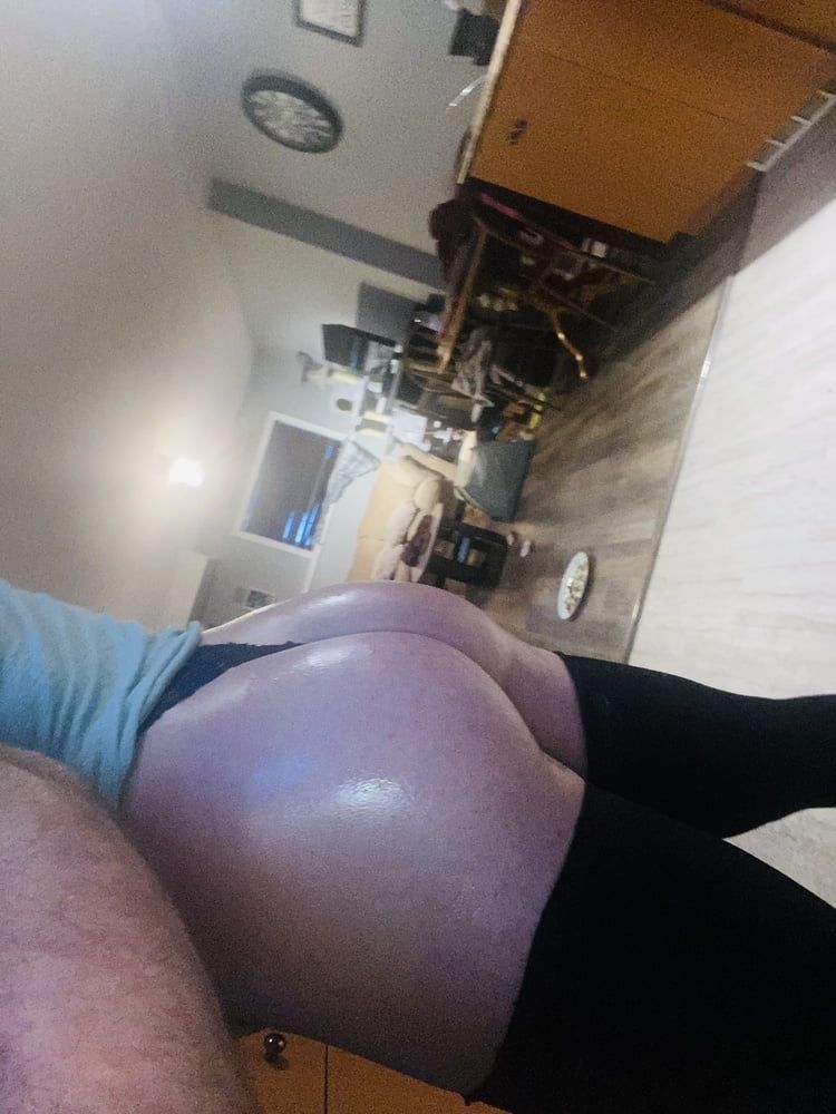 Round ass for daddy #33