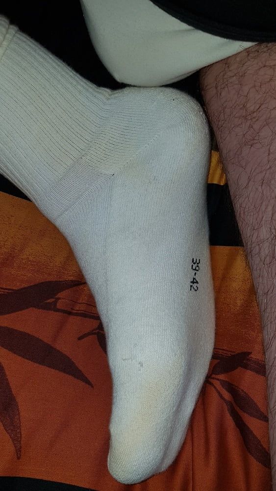 My white Socks - Pee #36