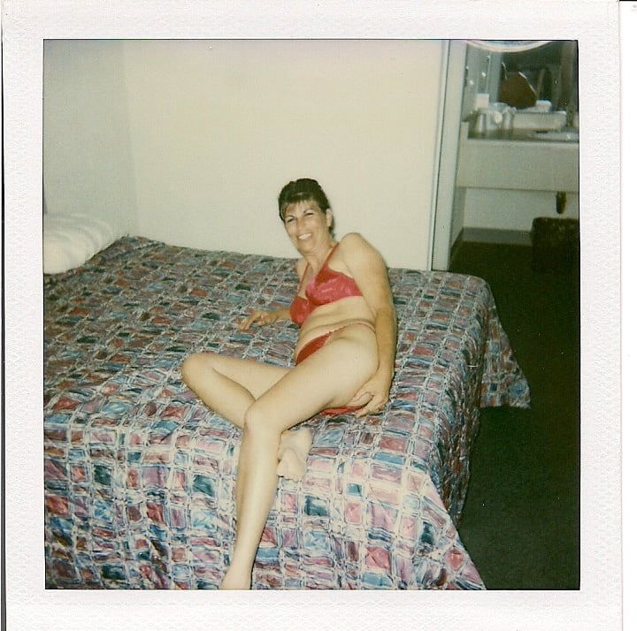 Vintage Sexy Polaroid Pictures #44