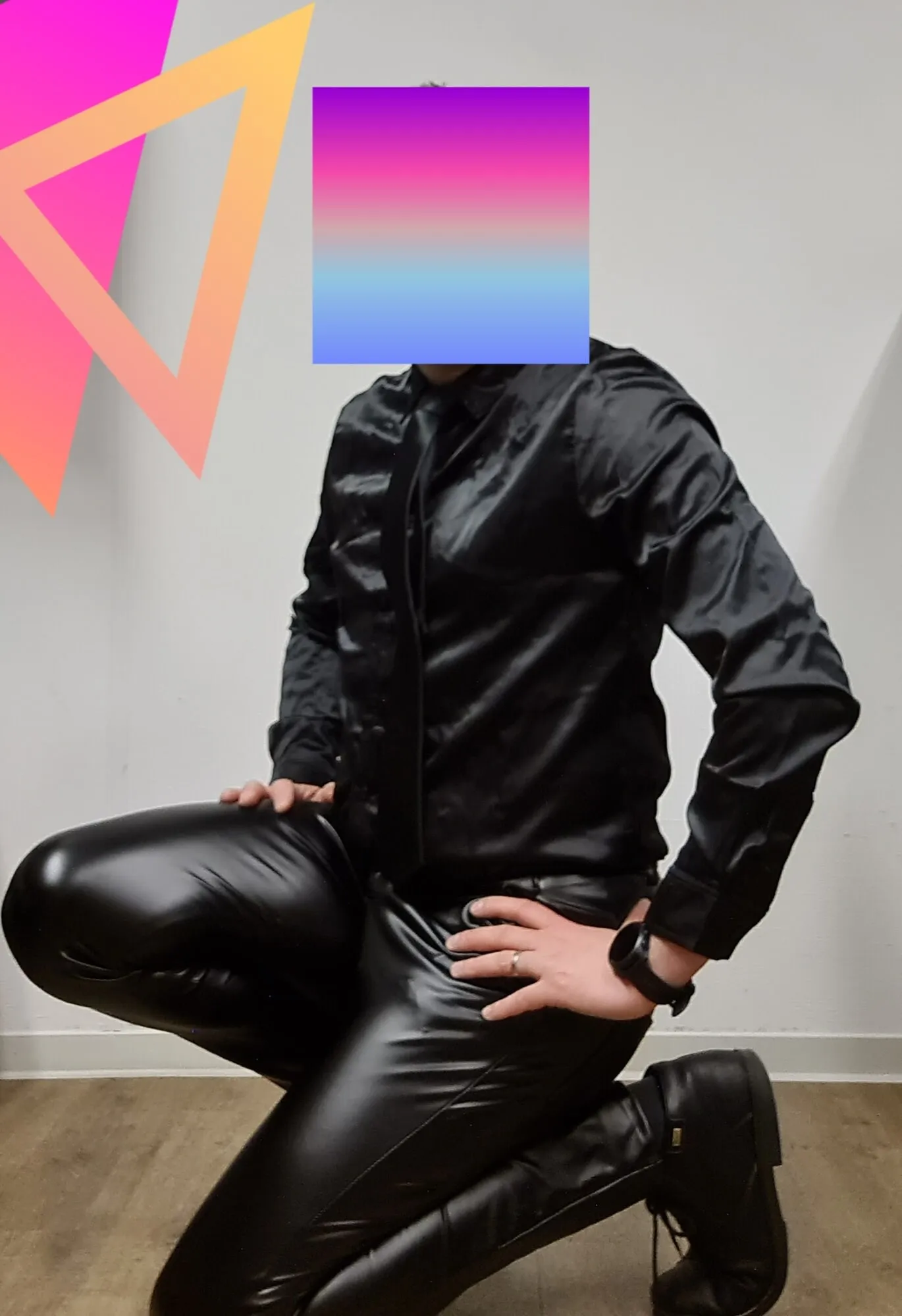 Gay in leather and satin #10