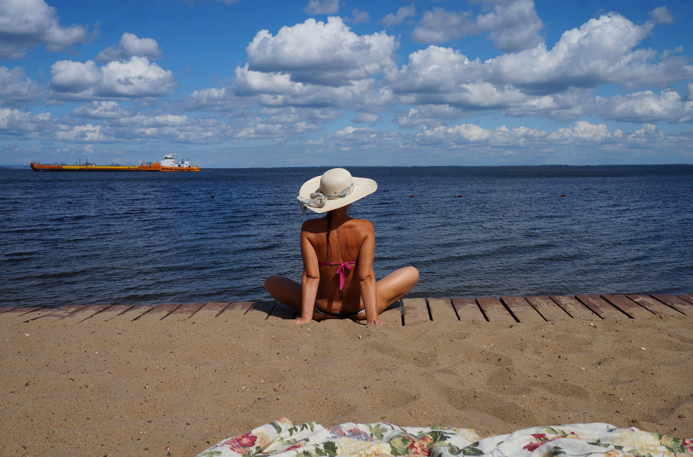 Lonely on The Beach #8