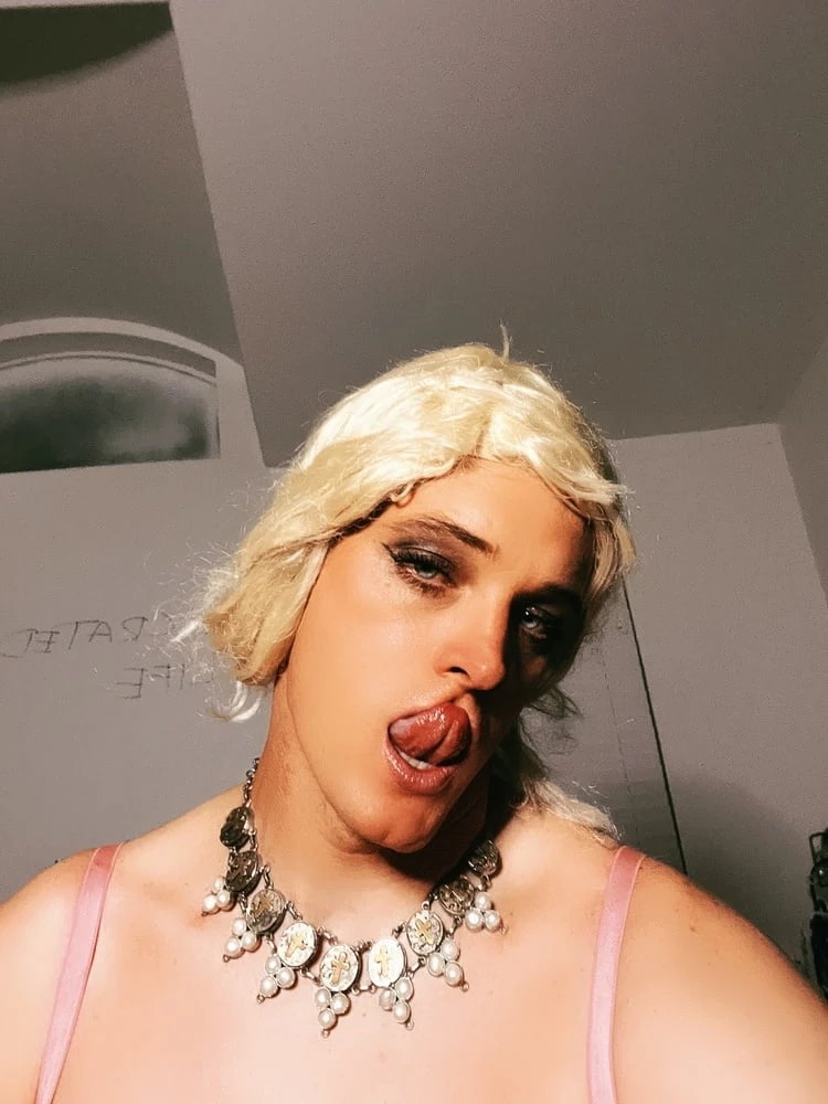 Fuck my sissy pussy till I squirt #44