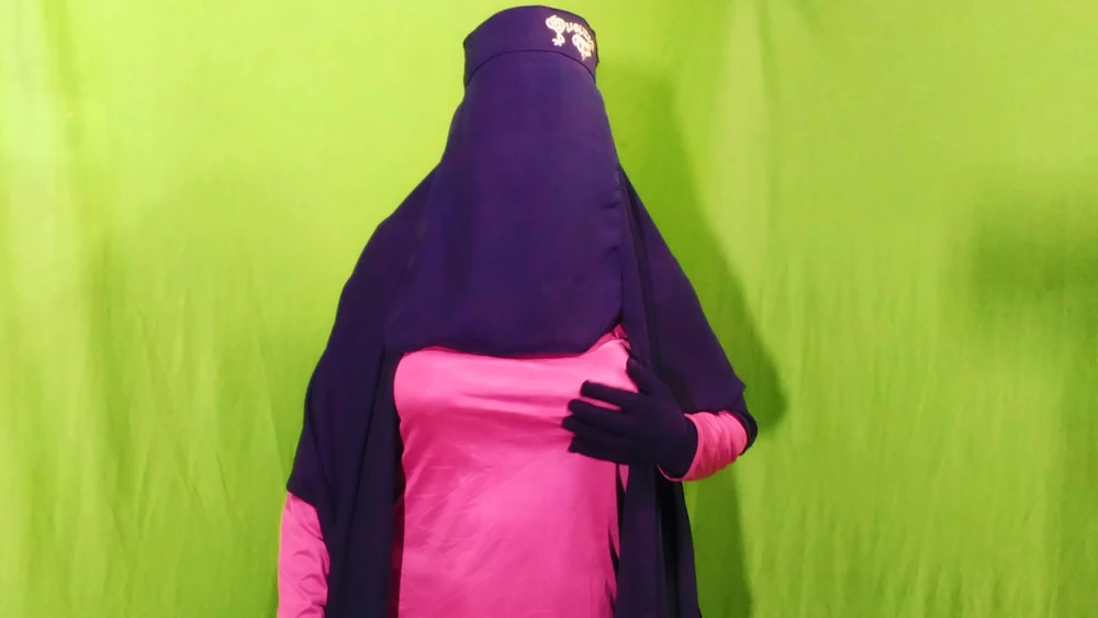 Bangladeshi housewife  #4
