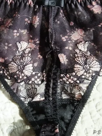 shemale valisere    cock in sexy lingerie           