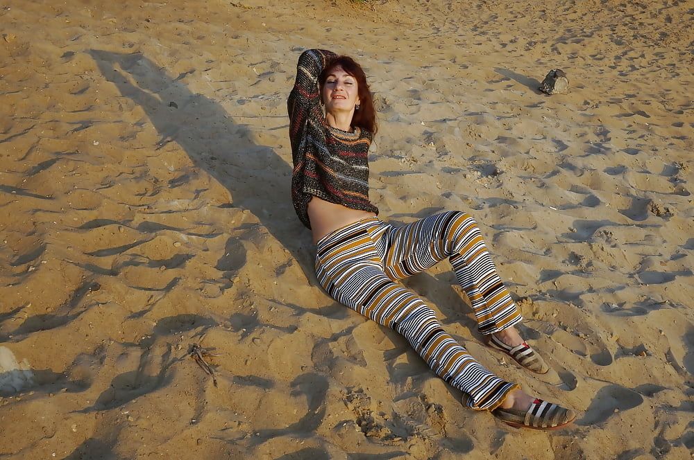 On the Sand (ShopAkira pants) #17