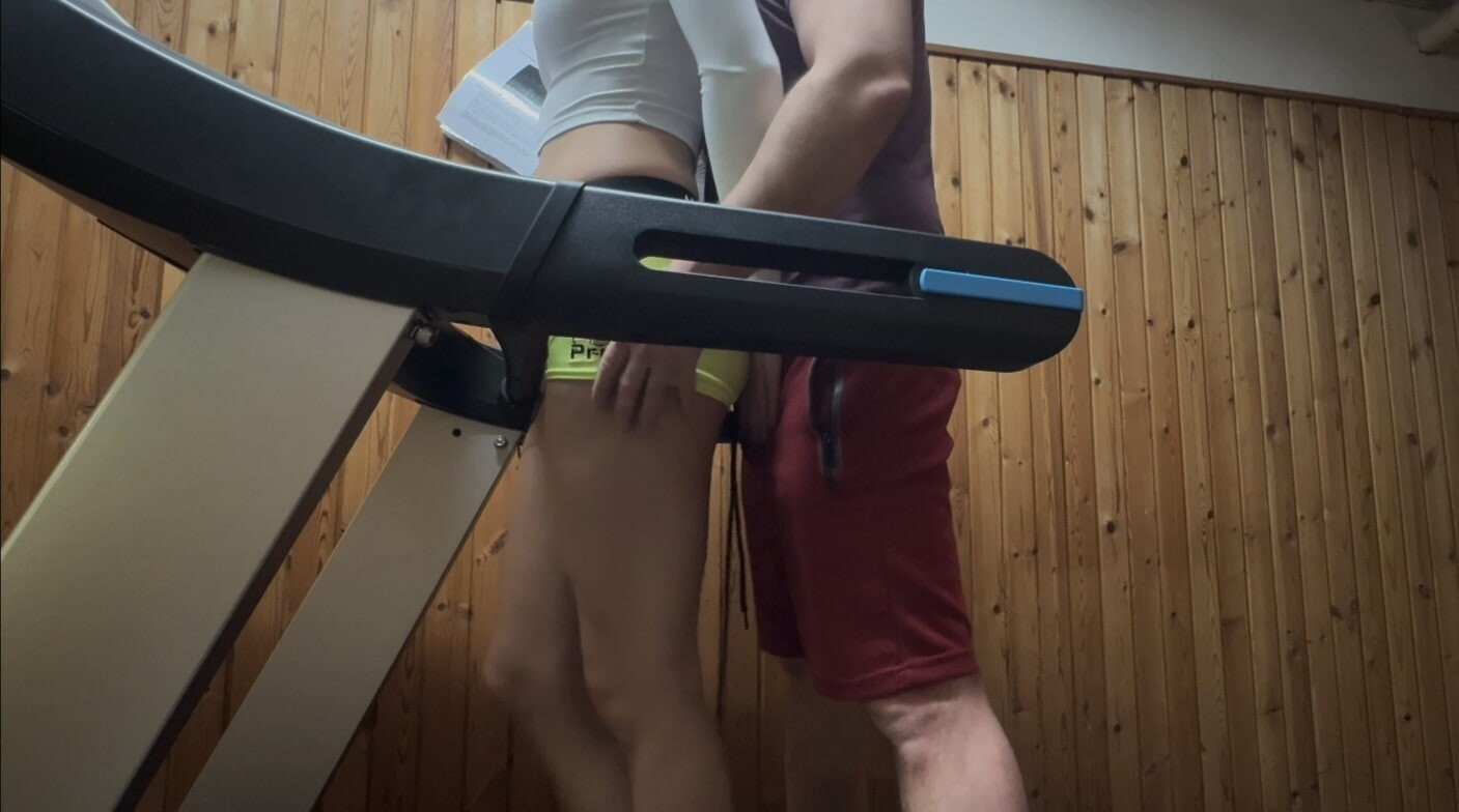 Wife Fit in gym - public #3