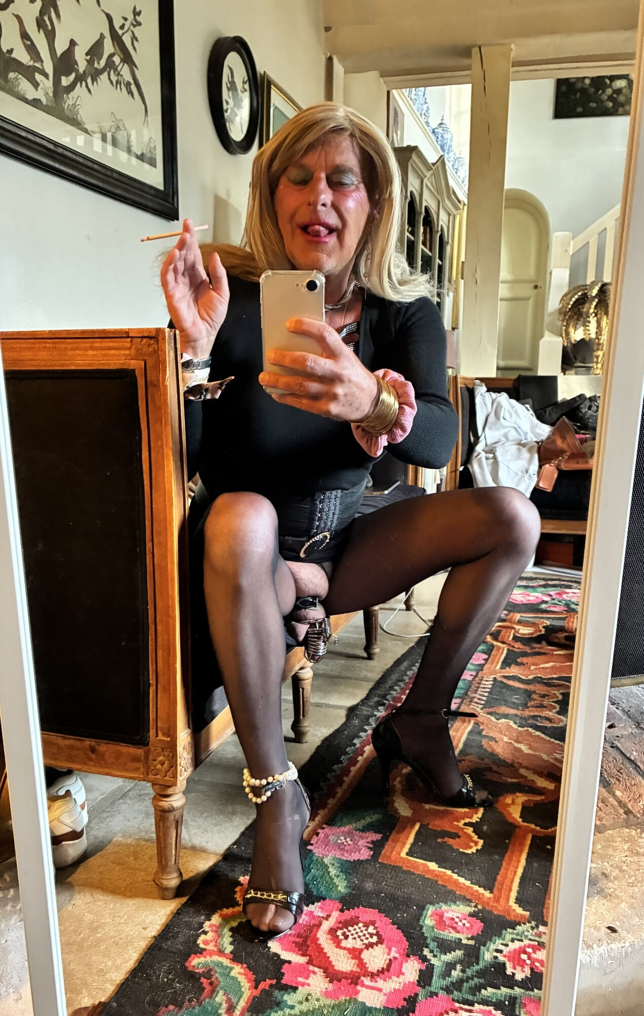 Dumb bourgeoise caged sissy slit  #6