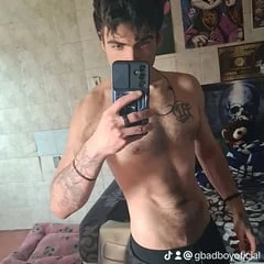 Me (Tktk)