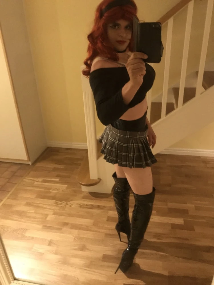 Redhead Beauty Tgirl Amanda #30