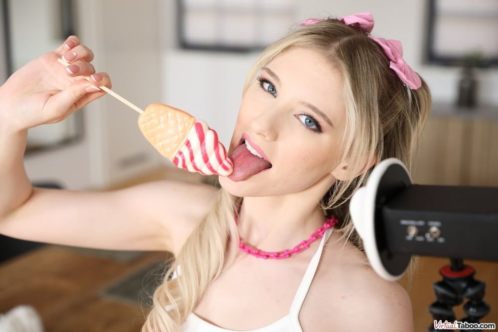 Posh girl Melody Marks suck and fuck big cock in ASMR VR vid #7