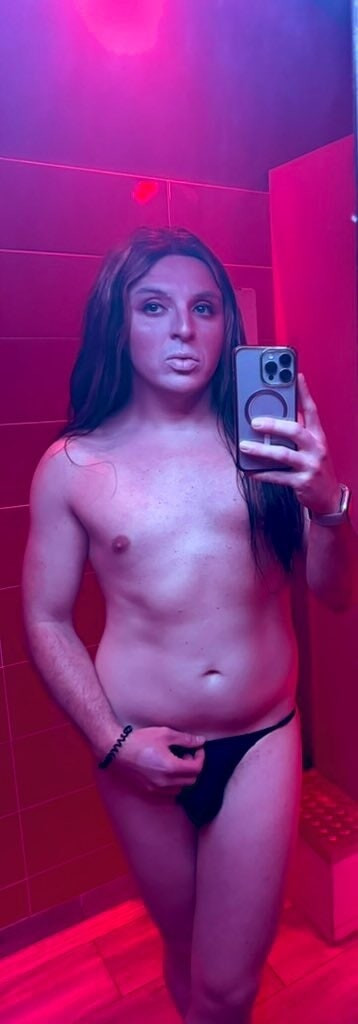 La coquine au sauna 