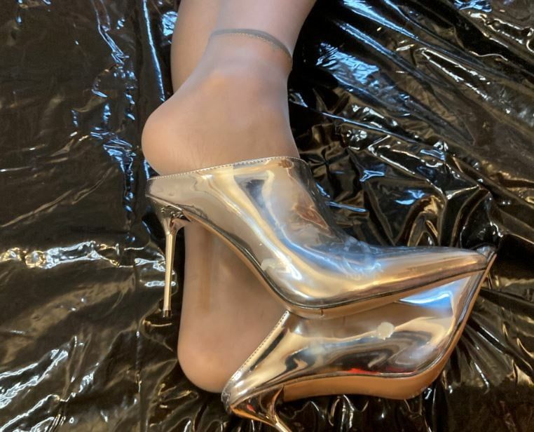 Silver Heels and Nylon Feet #12
