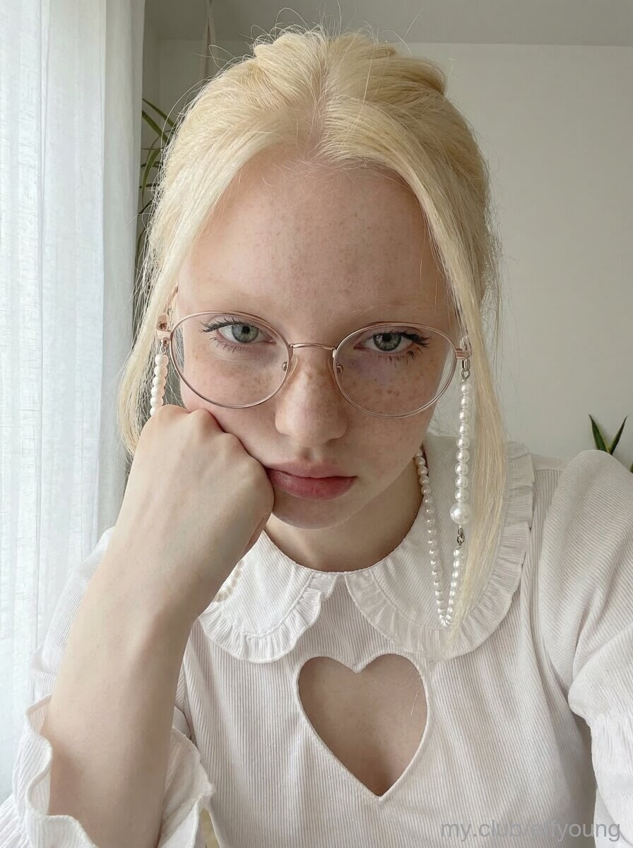 Effy Angel 🎀🏳️‍⚧️ Free Photos #5