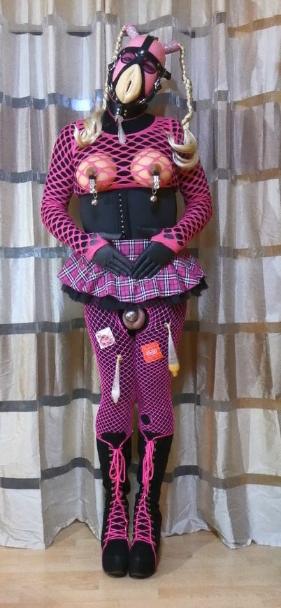 Monique with cuntmask #6