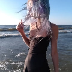 LoLa Free Photos