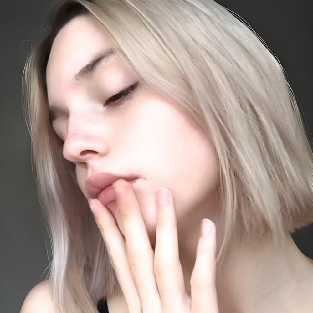 Evelyn Free Photos #27