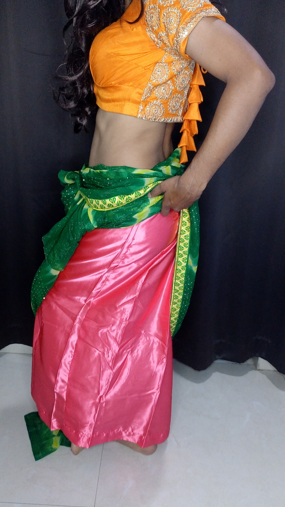 My stepmom last night wear this saree  #20