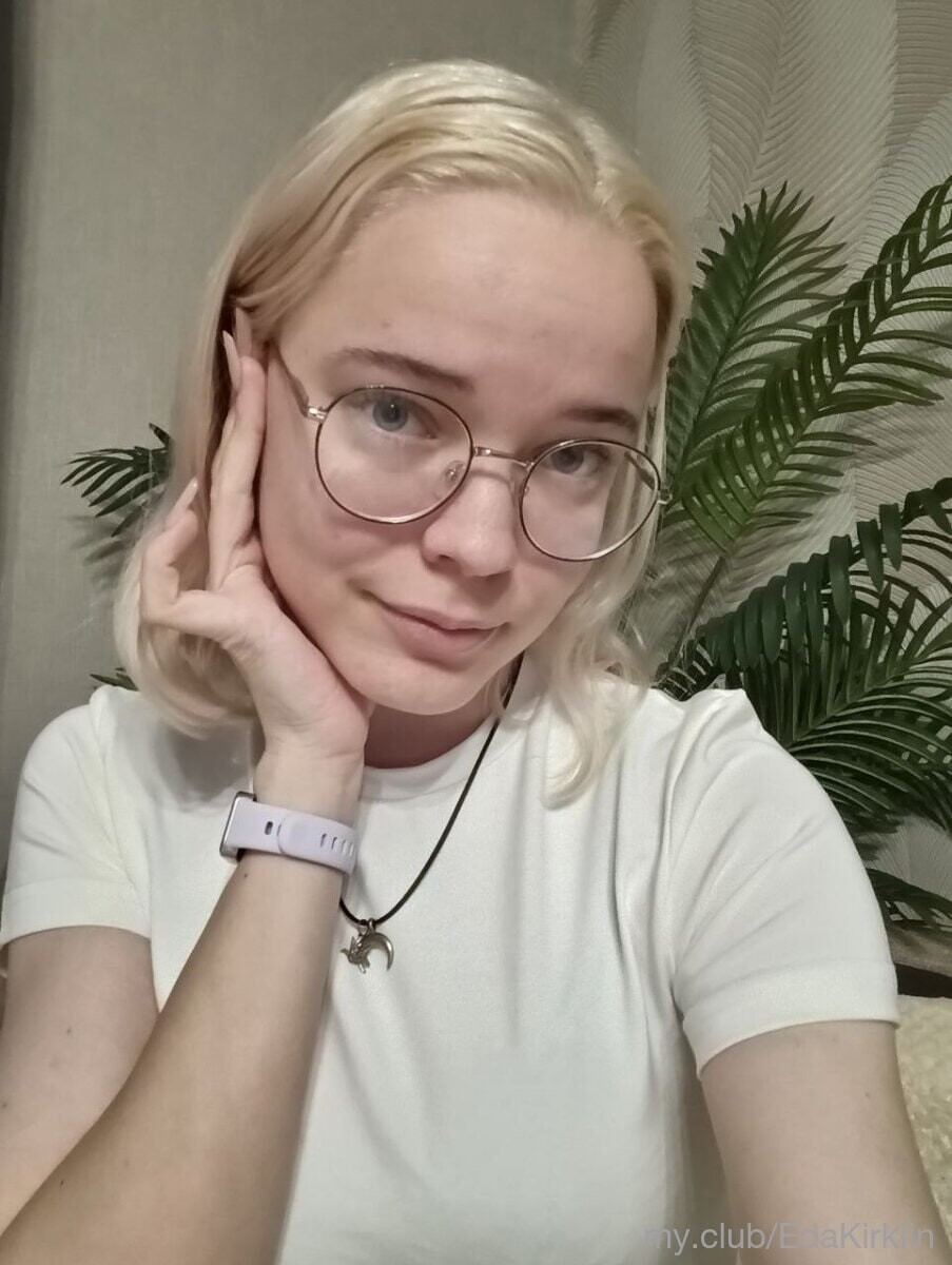 Charliе Free Photos #7