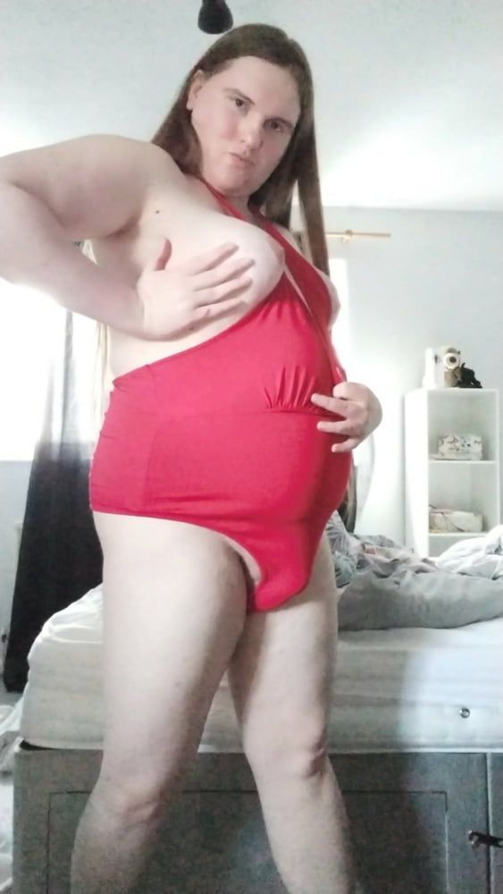 My enormous BBW curves in a sexy red singlet! #19
