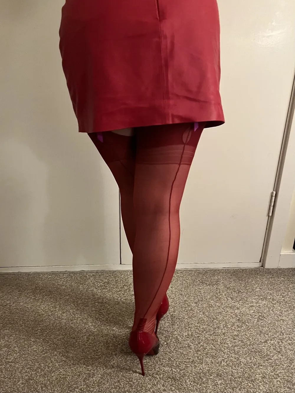 MILF dressed in stockings and skirt for night out #3