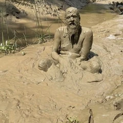 SHOT - MUD PIG IN HEAT