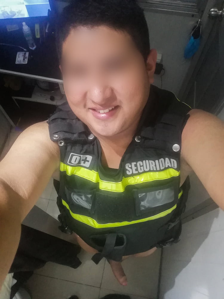 SelfiesNudes in the Work #14