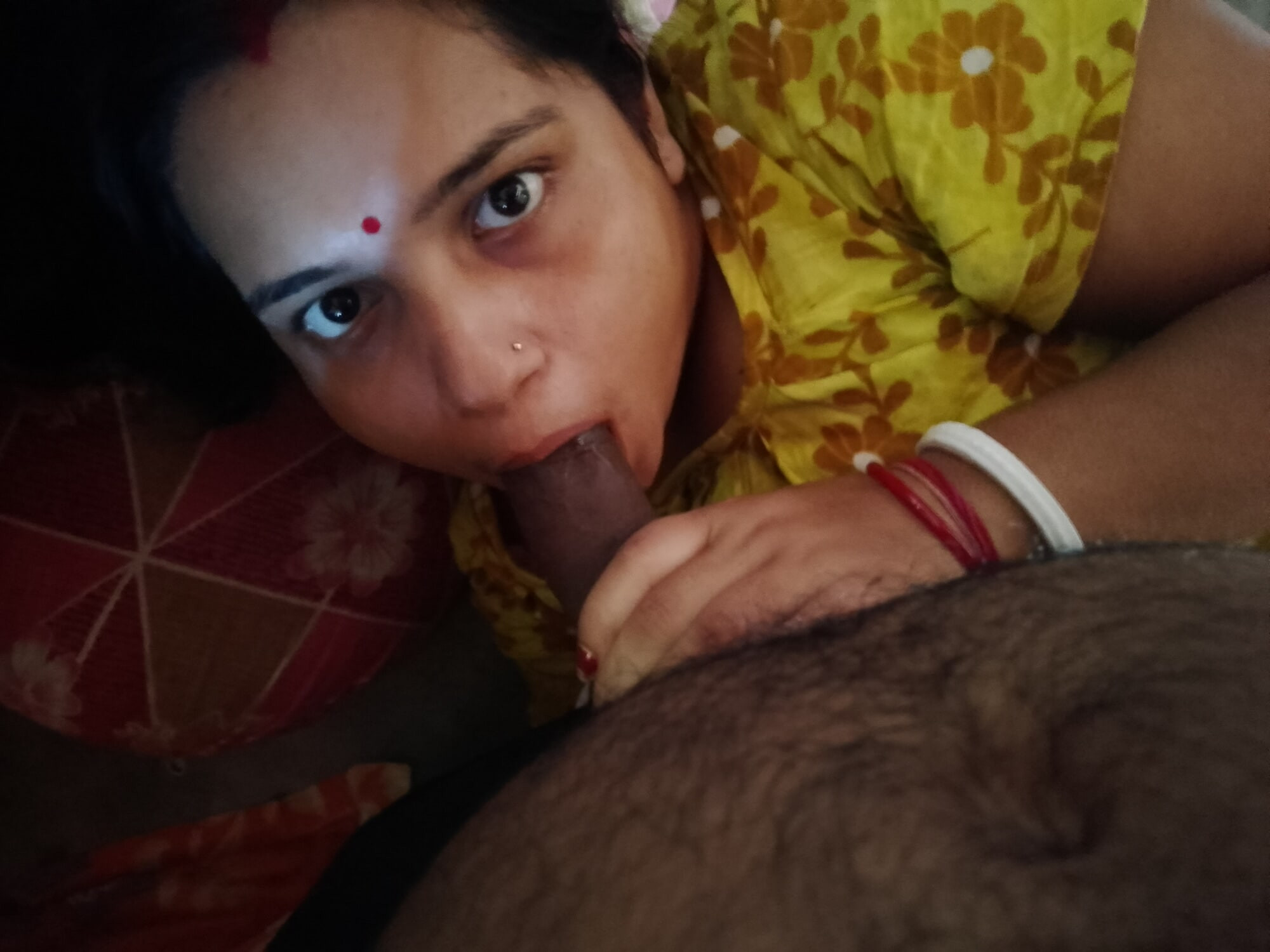 Desi bhabi blowjob with big cock