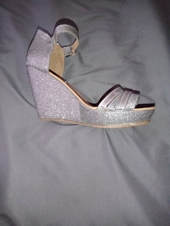 HERMOSAS PLATAFORMAS DE LA LIC BETTINA