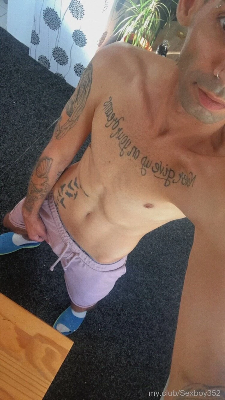 Sexyboy352 Free Photos #6